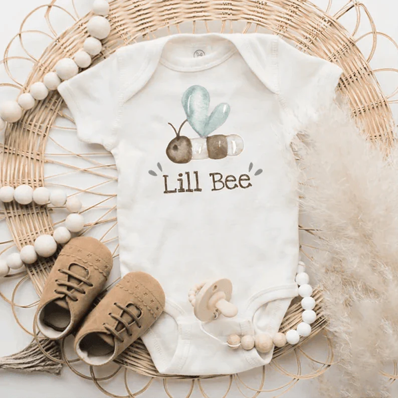 Lil Bee Baby Onesies, Bee Pregnancy Announcement Onesie, Baby Animal Onesie, Newborn Onesies - Perfect Gift For Baby, Baby Gift Onesie