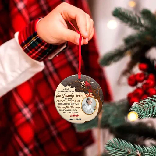 Personalized Photo Circle Ceramic Ornament, Customized Mom Photo Ceramic Ornament, The Family Tree - Memorial Gift For Mom, Dad, Family, Friends - Image 3